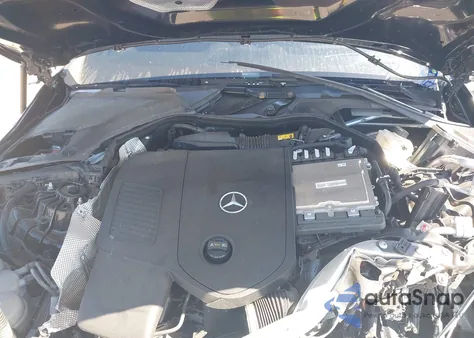 2024 Mercedes-Benz C 300 из США, поврежденный, VIN W1KAF4GBXRR231973